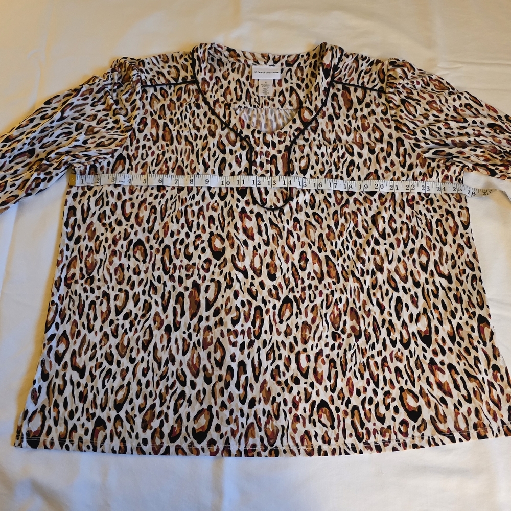 Alfred Dunner Women's Leopard Print Blouse - Picture 5 of 8